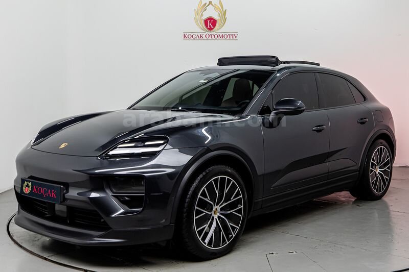 Galeriden Porsche Macan 2.0 2024 Model İstanbul 19.000 km Siyah 1