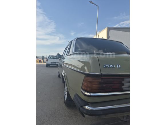 Sahibinden Mercedes - Benz E 200 d 1984 Model