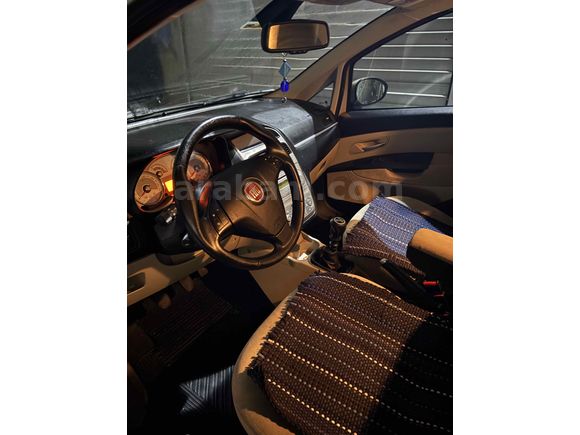 3. Sahibinden düşük km linea extralı