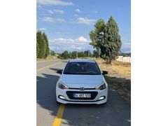 Sahibinden Hyundai i20 1.2 MPI Style 2015 Model Sakarya