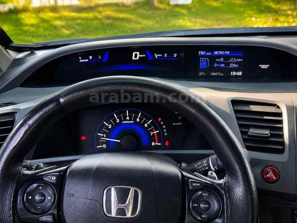 Sahibinden Honda Civic 1.6i VTEC Eco Elegance 2014 Model 