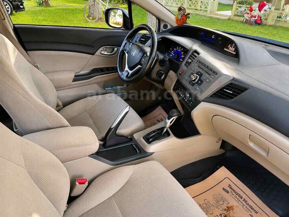 Sahibinden Honda Civic 1.6i VTEC Eco Elegance 2014 Model 