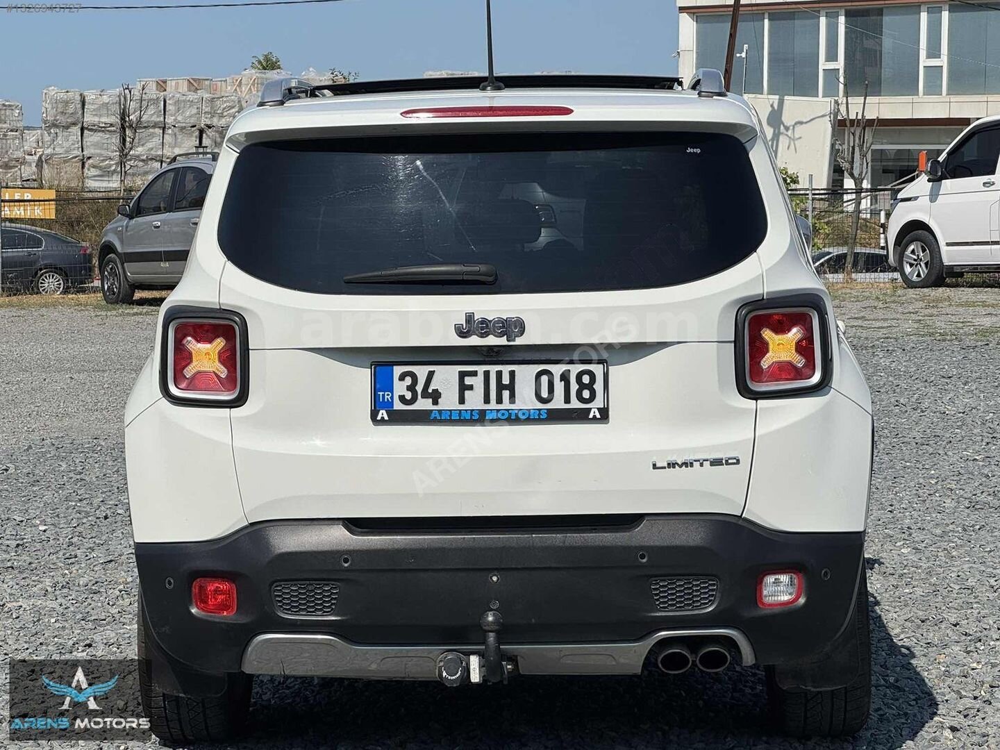 Galeriden Jeep Renegade 1.6 MultiJet Limited 2015 Model İstanbul 181.000 km Beyaz 5