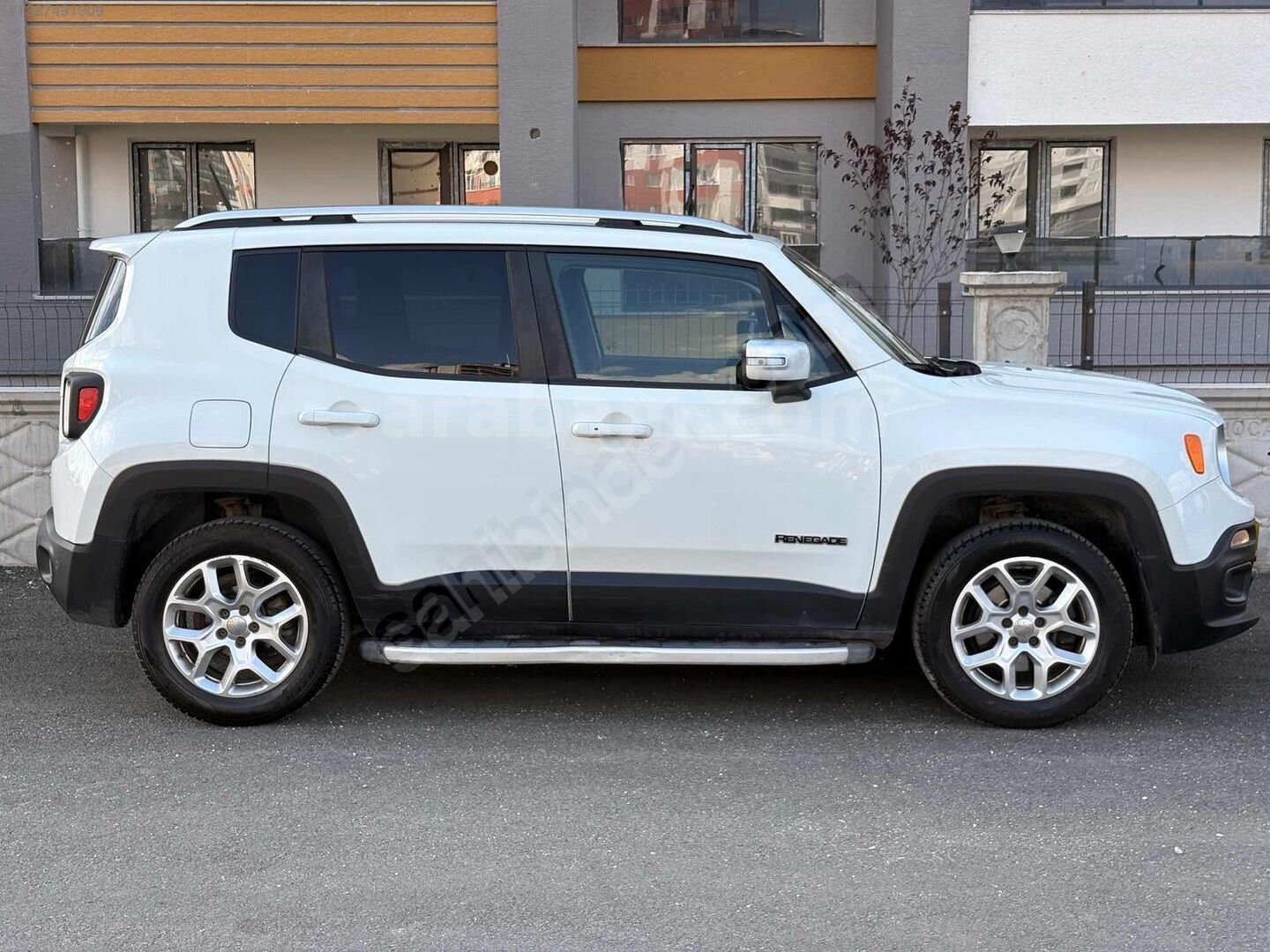 Galeriden Jeep Renegade 1.4 MultiAir Limited 2015 Model Kastamonu 150.000 km Beyaz 3