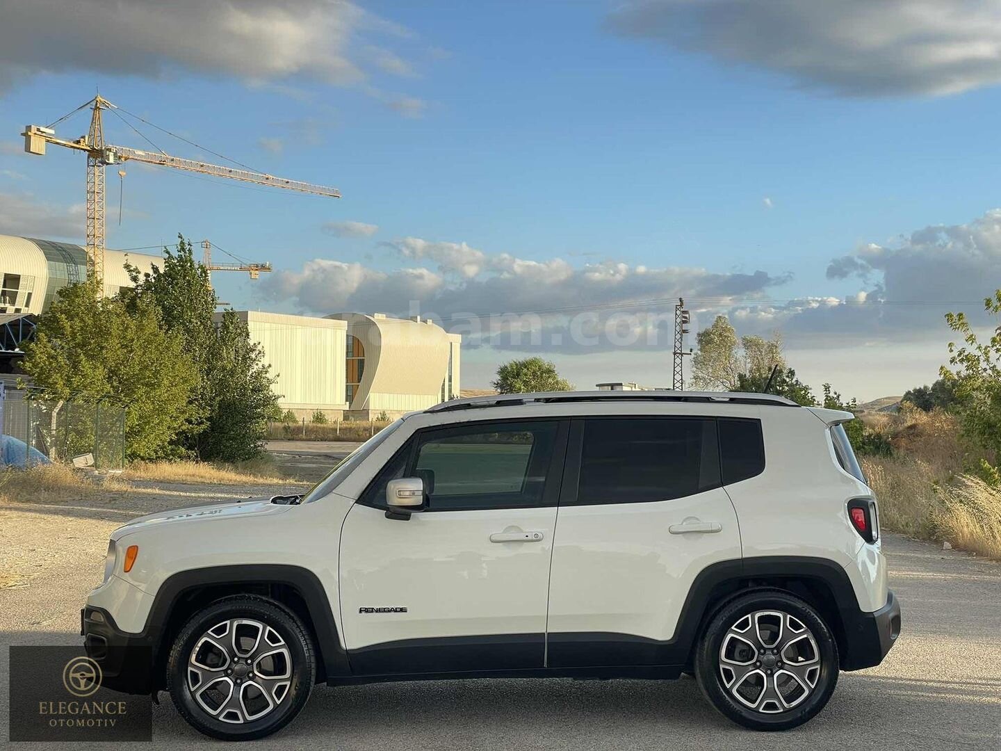 Galeriden Jeep Renegade 1.4 MultiAir Limited 2016 Model Ankara 165.000 km Beyaz 6
