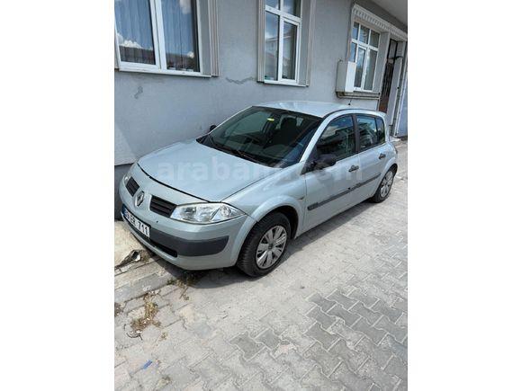 Sahibinden Renault Megane 1.4 Authentique 2004 Model