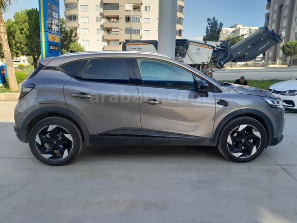 Sahibinden Renault Captur 1.3 TCe Techno 2025 Model  8.000 km Gri