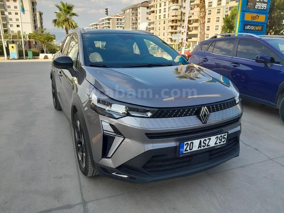 Sahibinden Renault Captur 1.3 TCe Techno 2025 Model  8.000 km Gri