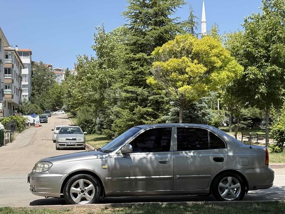 Sahibinden Hyundai Accent 1.6 Admire 2004 Model 