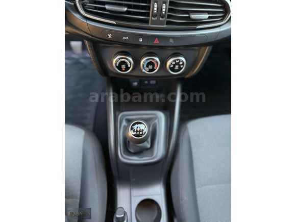 2021 FİAT EGEA 1.4 95HP EASY DÜŞÜK KM TEMİZ ARAÇ