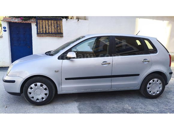 Sahibinden Volkswagen Polo 1.4 Basicline 2004 Model  228.000 km Gri (Gümüş)