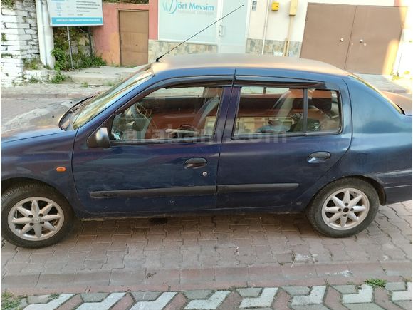 Sahibinden Renault Clio 1.4 2001 Model