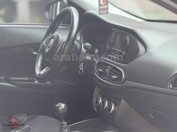 LANSMAN AUTO 2023 FİAT EGEA 1.4 EASY HATASIZ