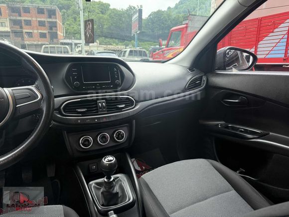 LANSMAN AUTO 2023 FİAT EGEA 1.4 EASY HATASIZ