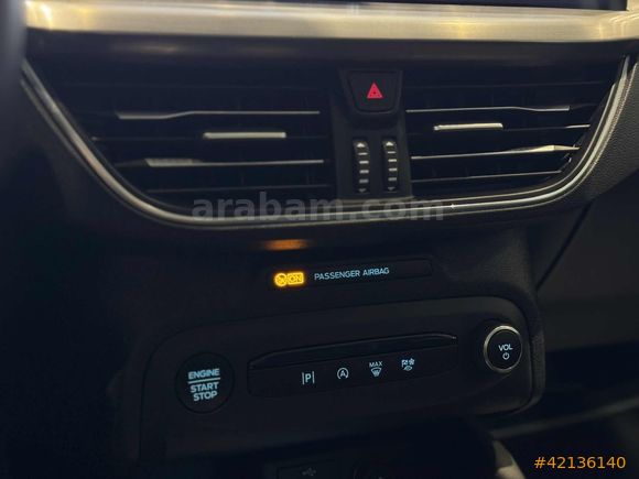 BEY-CARS FORD FOCUS 1.5 ECOBLUE TİTANİUM X CARPLAY BOYASIZ