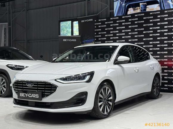 BEY-CARS FORD FOCUS 1.5 ECOBLUE TİTANİUM X CARPLAY BOYASIZ