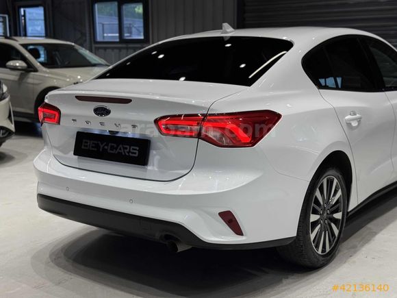 BEY-CARS FORD FOCUS 1.5 ECOBLUE TİTANİUM X CARPLAY BOYASIZ
