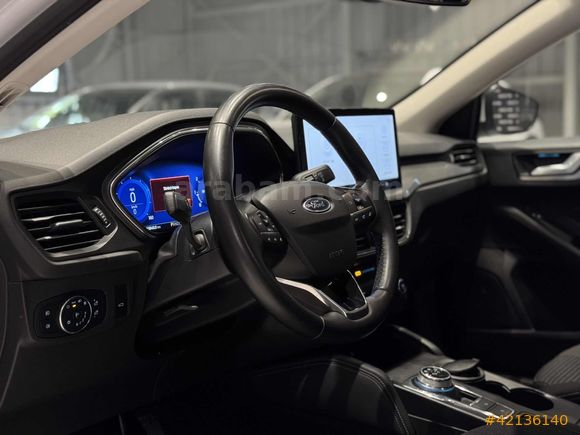 BEY-CARS FORD FOCUS 1.5 ECOBLUE TİTANİUM X CARPLAY BOYASIZ