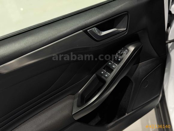 BEY-CARS FORD FOCUS 1.5 ECOBLUE TİTANİUM X CARPLAY BOYASIZ