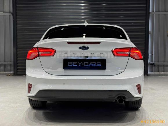 BEY-CARS FORD FOCUS 1.5 ECOBLUE TİTANİUM X CARPLAY BOYASIZ