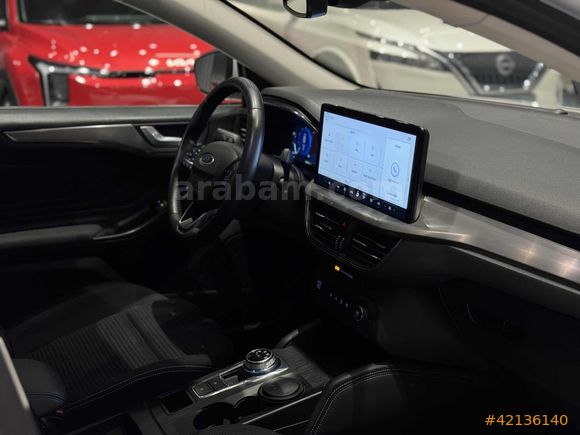 BEY-CARS FORD FOCUS 1.5 ECOBLUE TİTANİUM X CARPLAY BOYASIZ