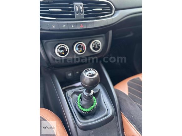 YAKA MOTORS'TAN 2022 HATASIZ BOYASIZ 71.000 KM DE EGEA