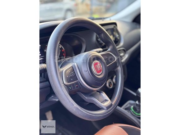 YAKA MOTORS'TAN 2022 HATASIZ BOYASIZ 71.000 KM DE EGEA