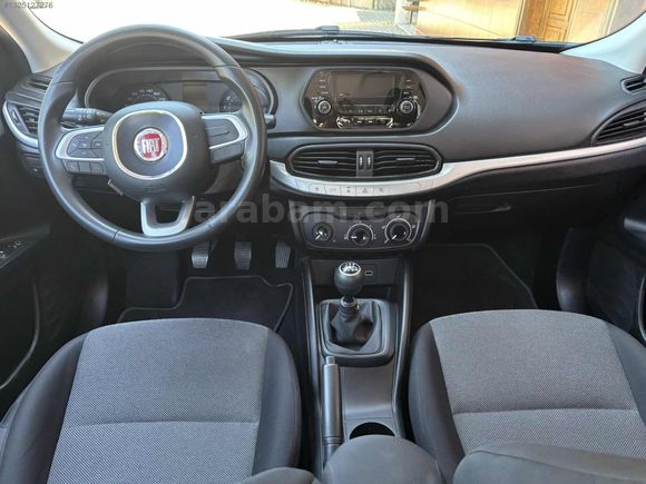 AKGÜNLER OTOMOTİV'DEN / 2020 MODEL / FİAT EGEA 1.4 / 29 BİN KM