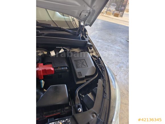 RENAULT CLİO 1.0 MANUEL TEMİZ UYGUN FİYAT