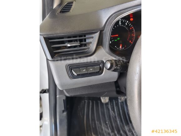 RENAULT CLİO 1.0 MANUEL TEMİZ UYGUN FİYAT