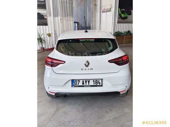 RENAULT CLİO 1.0 MANUEL TEMİZ UYGUN FİYAT