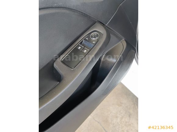 RENAULT CLİO 1.0 MANUEL TEMİZ UYGUN FİYAT