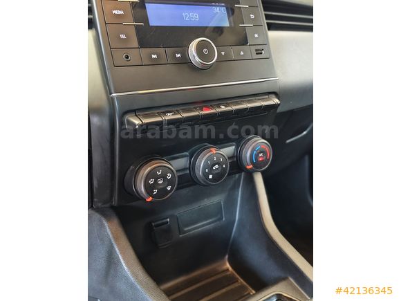 RENAULT CLİO 1.0 MANUEL TEMİZ UYGUN FİYAT