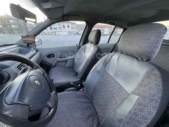CLİO 1.5dCi KLİMALI+SORUNSUZ+MÜKEMMEL TEMİZLİKTE+UYGUN RAKAM