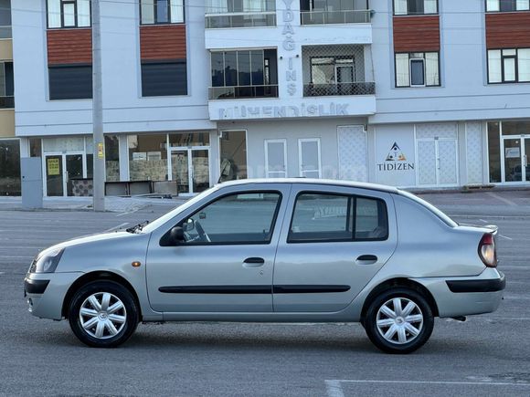 CLİO 1.5dCi KLİMALI+SORUNSUZ+MÜKEMMEL TEMİZLİKTE+UYGUN RAKAM