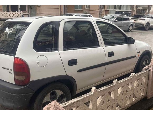 Sahibinden ÖZEL PLAKALI Opel Corsa 1.2 Swing 1999 Model 