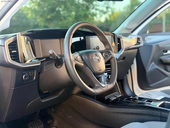 2024 OPEL MOKKA HASAR KAYITSIZ DÜŞÜK KM