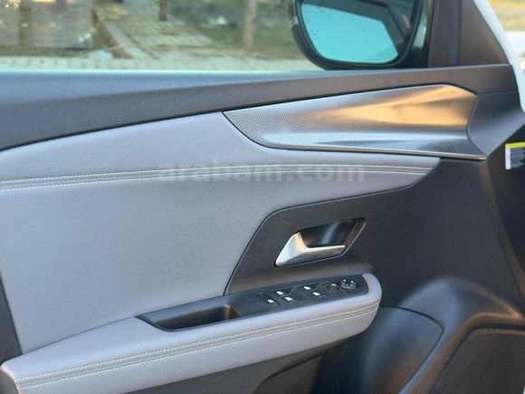 2024 OPEL MOKKA HASAR KAYITSIZ DÜŞÜK KM