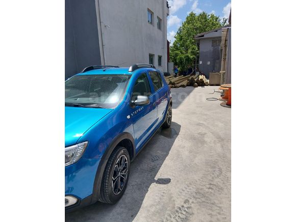 Hasar kayıtsız Dacia Sandero 1.5 dCi Stepway Style 2018 Model