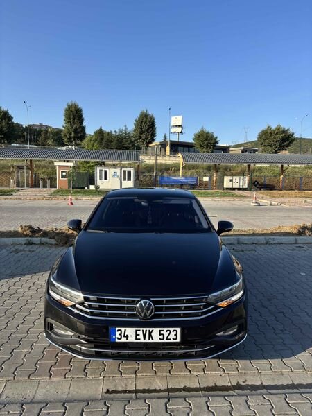Sahibinden Volkswagen Passat 1.5 TSi Business 2021 Model İstanbul 144.000 km Siyah