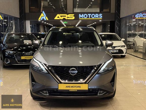 2023 MODEL QASHQAİ SKY PACK 1.3 DIG-T CAM TAVAN SERVİS BAKIMLI