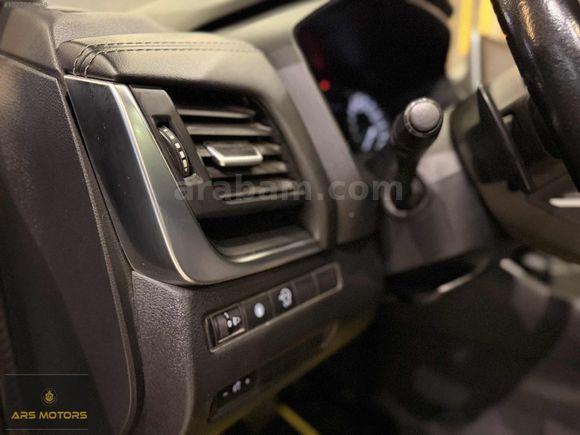 2023 MODEL QASHQAİ SKY PACK 1.3 DIG-T CAM TAVAN SERVİS BAKIMLI