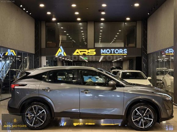 2023 MODEL QASHQAİ SKY PACK 1.3 DIG-T CAM TAVAN SERVİS BAKIMLI