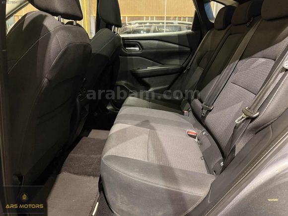 2023 MODEL QASHQAİ SKY PACK 1.3 DIG-T CAM TAVAN SERVİS BAKIMLI