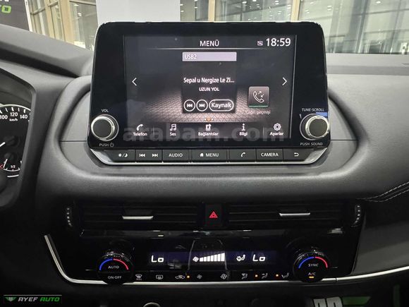 2024 84 BİN'DE QASHQAİ 1.3 DIG-T SKYPACK CAM TAVANLI SERVİS B.