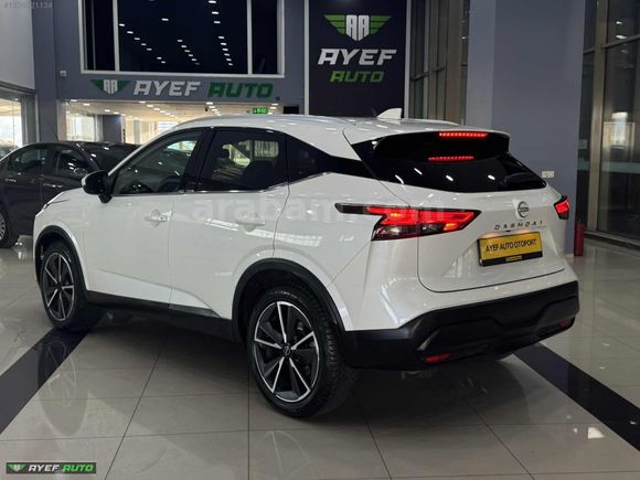 2024 84 BİN'DE QASHQAİ 1.3 DIG-T SKYPACK CAM TAVANLI SERVİS B.
