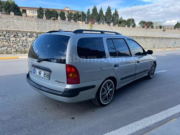 Sahibinden Renault Megane 1.4 RTA 2001 Model 