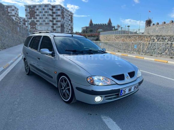 Sahibinden Renault Megane 1.4 RTA 2001 Model 