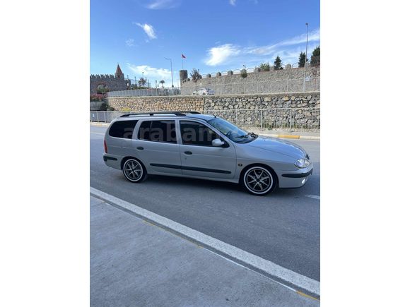 Sahibinden Renault Megane 1.4 RTA 2001 Model 