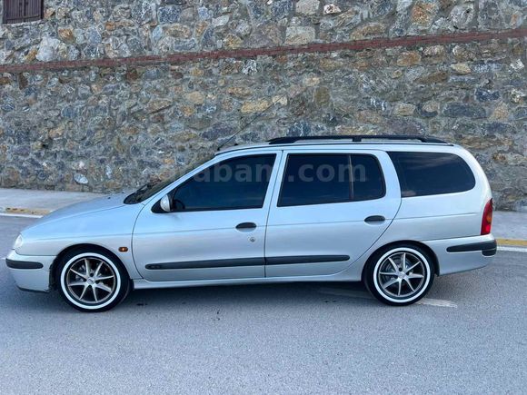 Sahibinden Renault Megane 1.4 RTA 2001 Model 